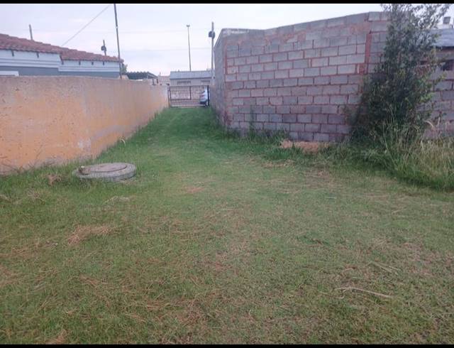 2 BEDROOM HOUSE FOR SALE IN KWENELE SOUTH